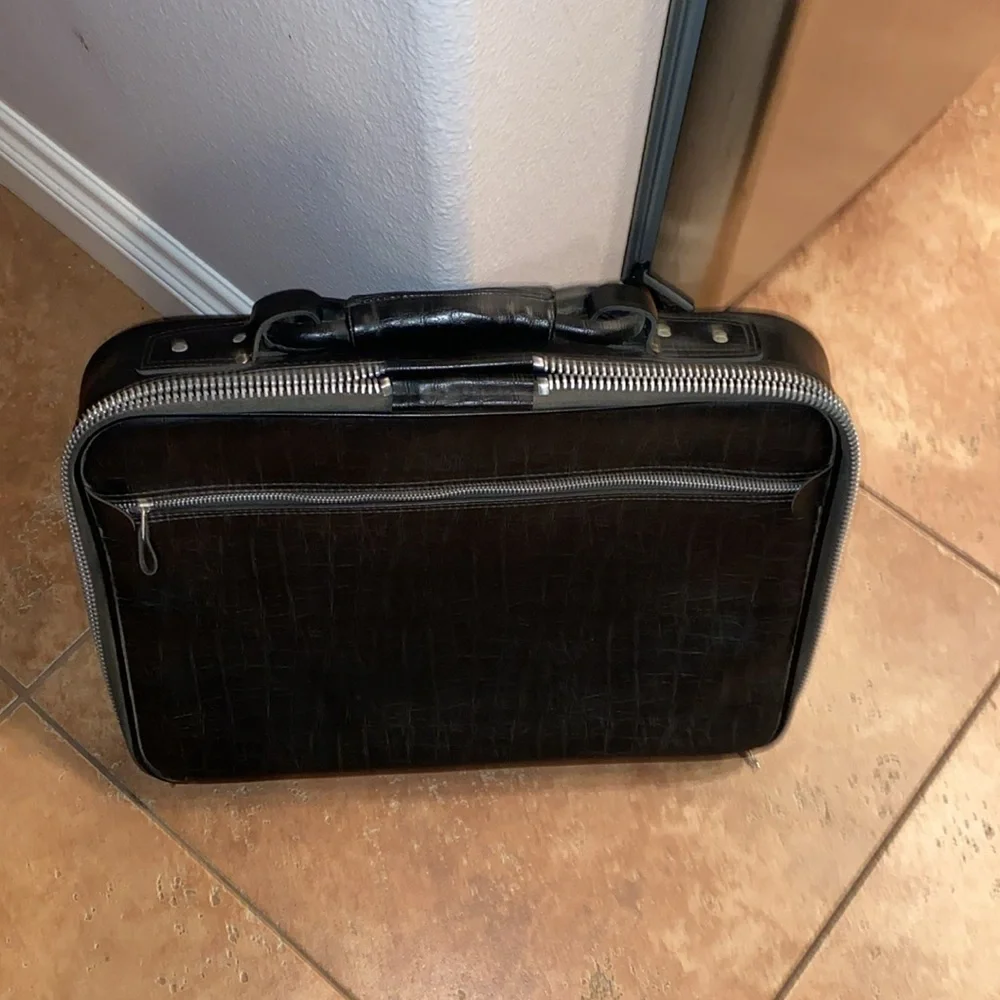 Vintage Bantam Travelware small carry on or briefcase